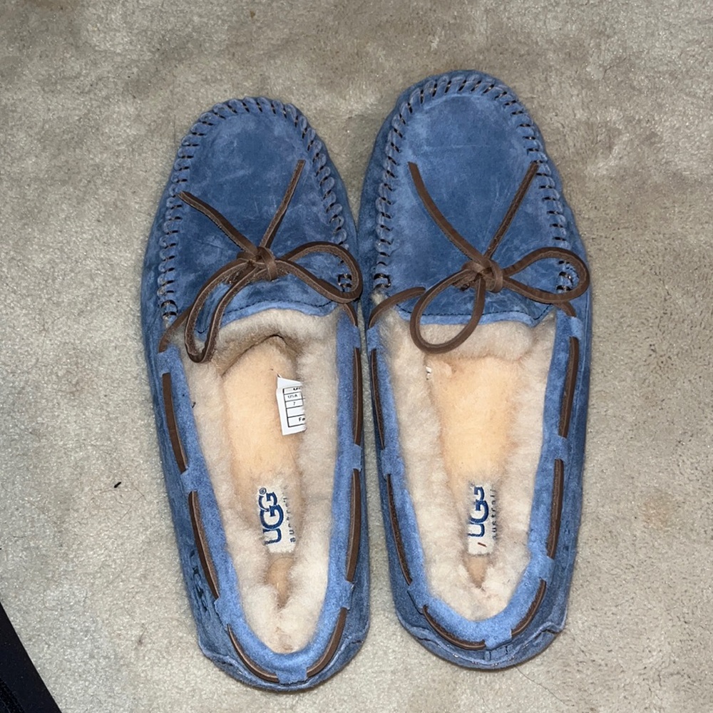Ugg, blue moccasin, size 7